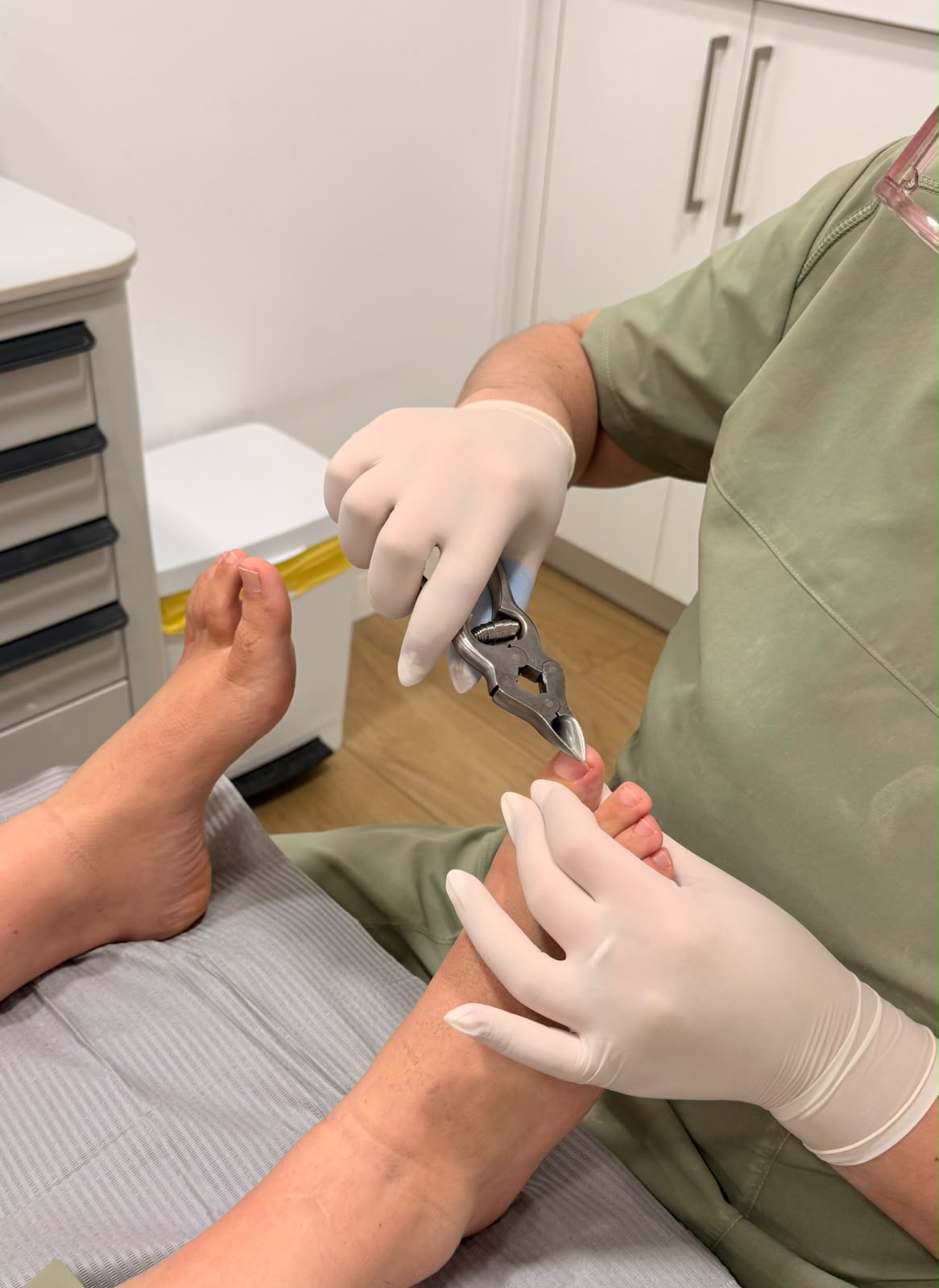 Tratamiento de quiropodia realizado en la clínica